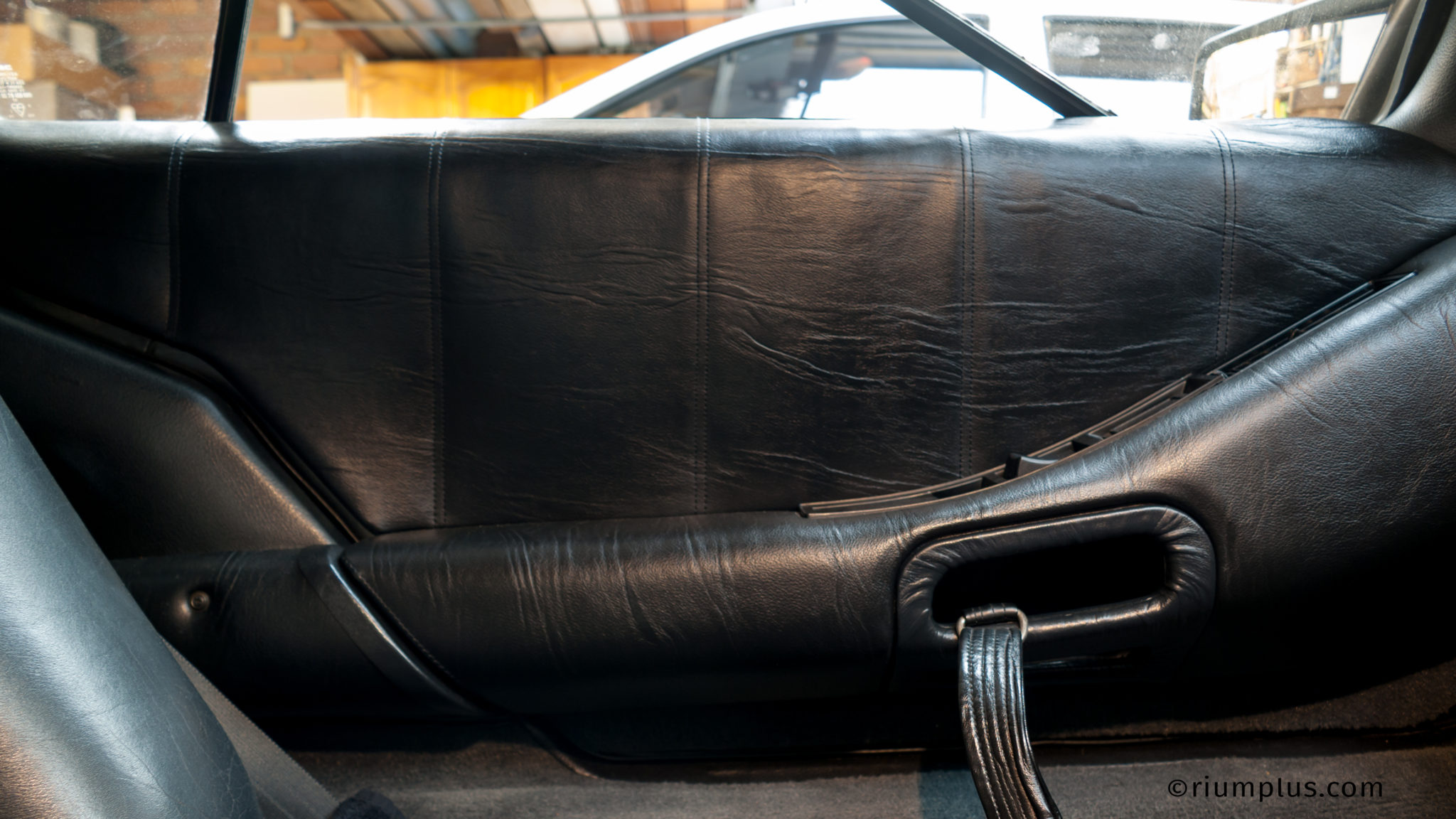 DeLorean Door Card Foam Replacement Realm of RIUM+